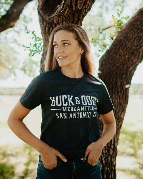 BUCK & DOE'S MERCANTILE TSHIRT Buck & Doe's Style