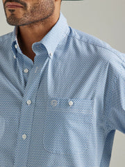 WRANGLER GEORGE STRAIGHT BUTTON UP - BLUE